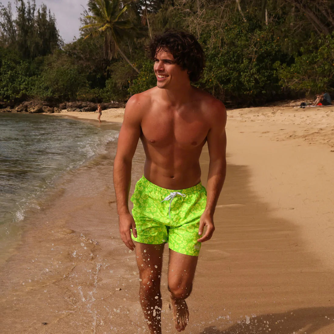 MEN'S SWIM TRUNKS- ALOHA LIME