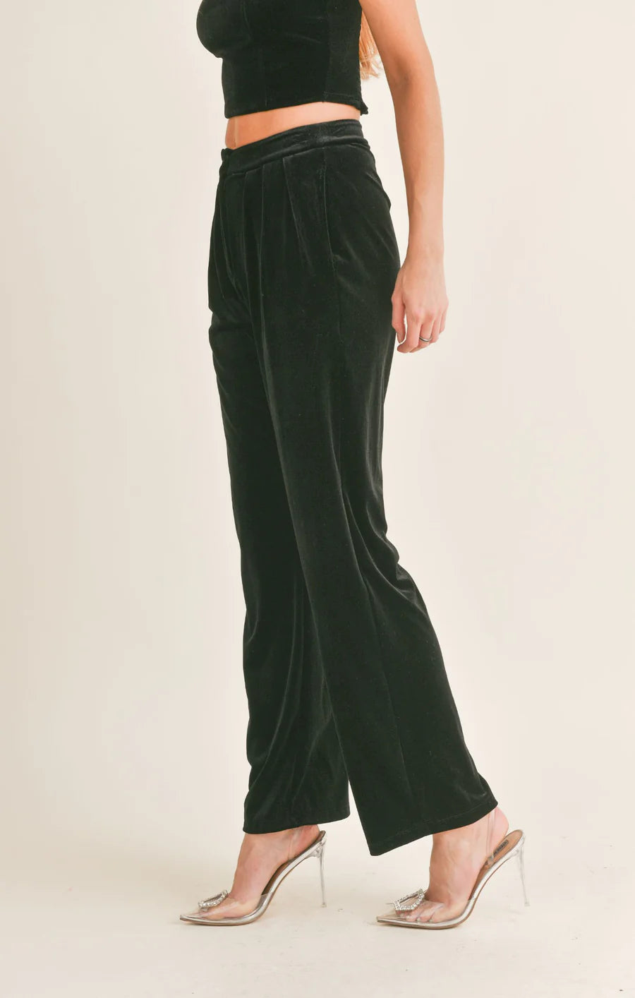 HIGH VOLTAGE PLEATED VELVET PANTS