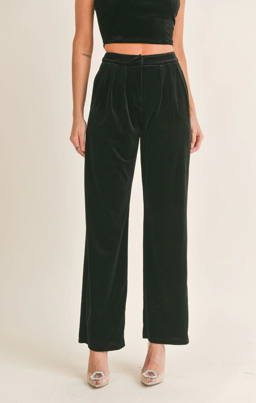 HIGH VOLTAGE PLEATED VELVET PANTS