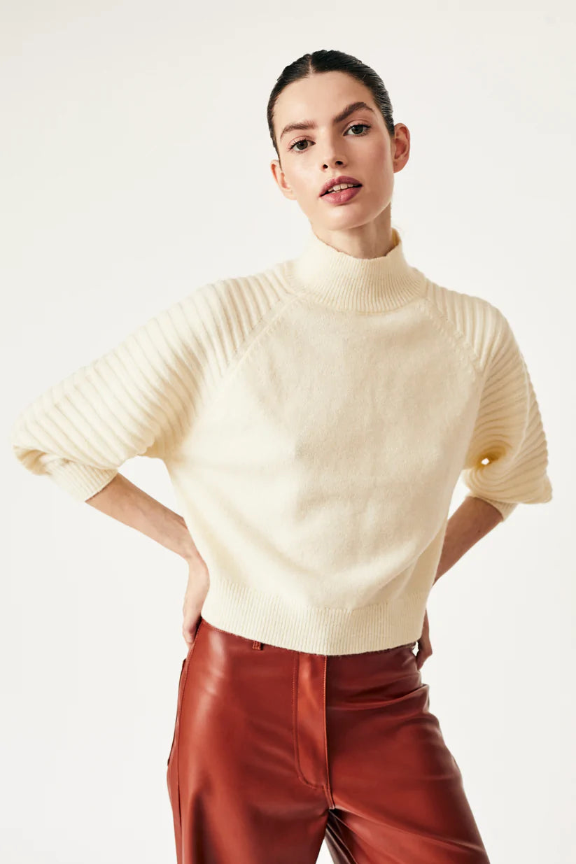 CAPELLO PUFF SLEEVE SWEATER