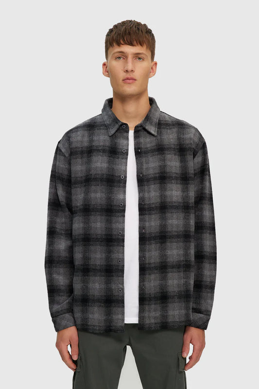 FLANNEL BUTTON DOWN SHIRT