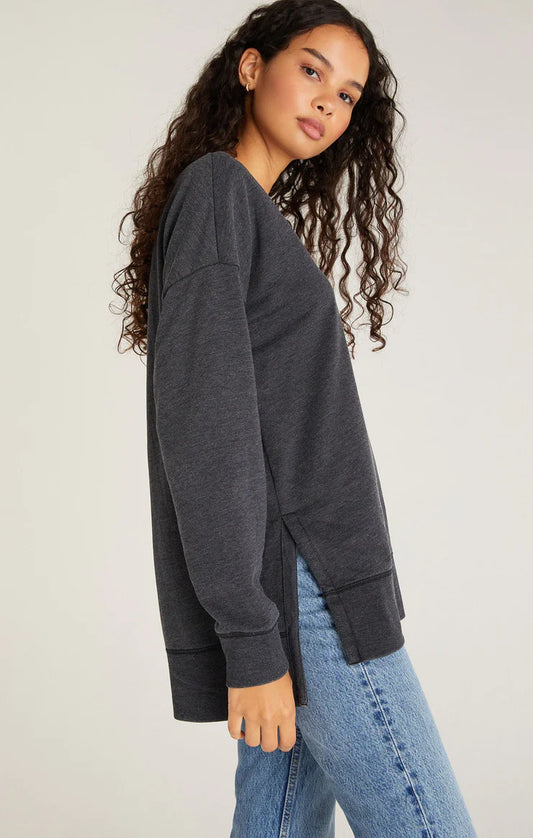MODERN WEEKENDER V-NECK