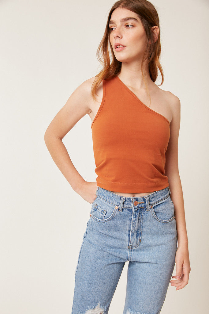 LIZZO ASYMMETRIC TOP