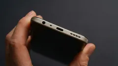 How to Clean Your Smartphone’s Charging Port at Home: Quick and Easy